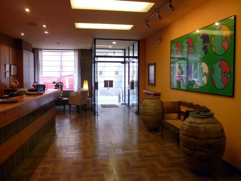 Hotel Pradas Jaca Exteriér fotografie